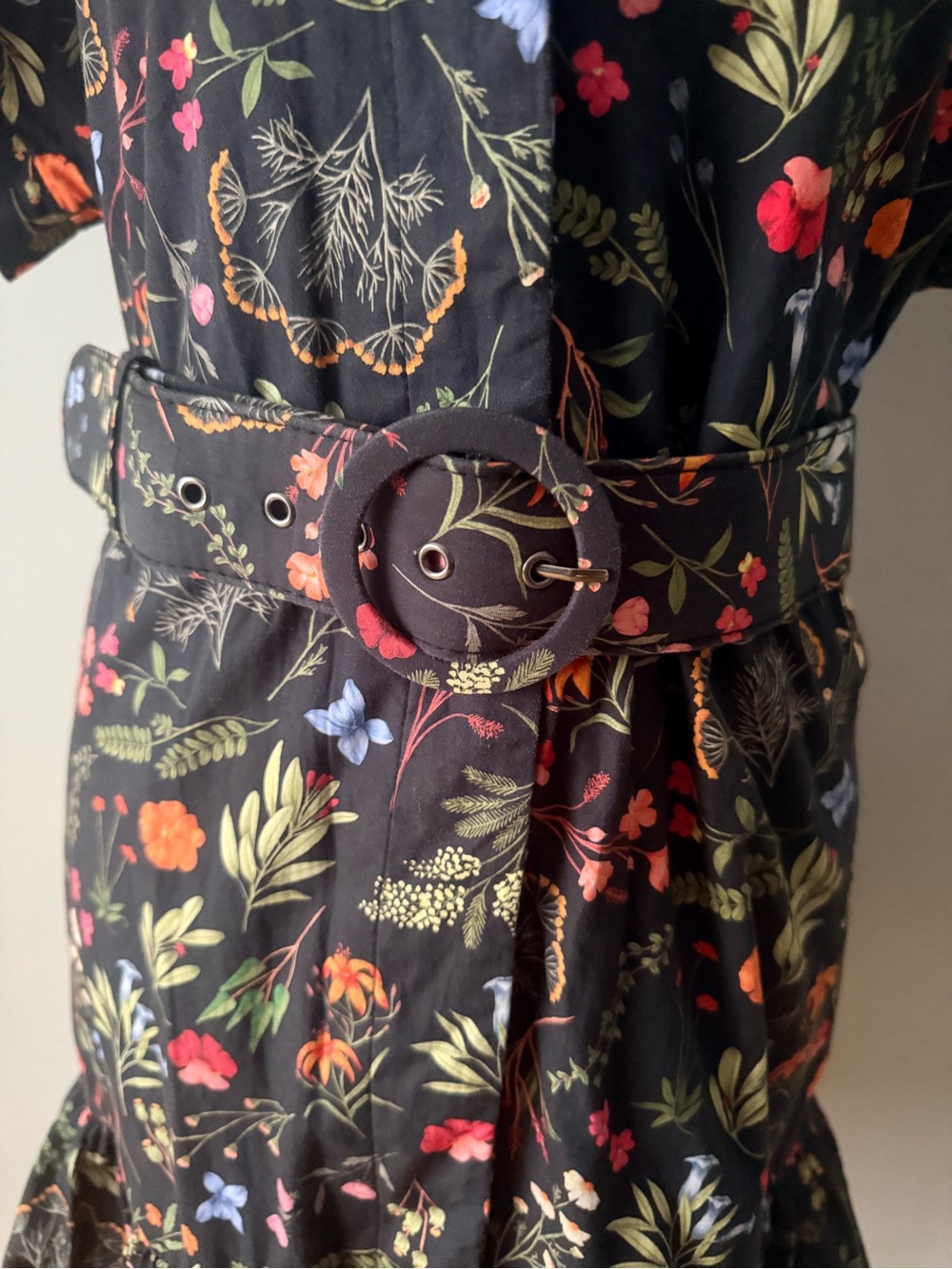 Hutch Floral Short Sleeve Tie-Waist Mini Dress in Black - Picture 3 of 4
